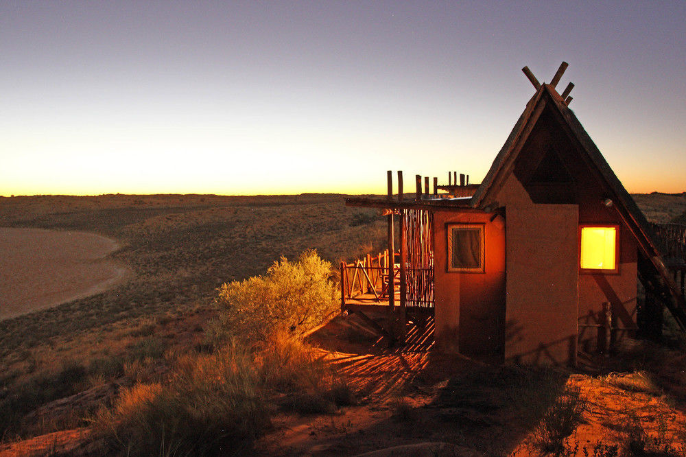 Xaus Lodge Twee Rivieren Екстериор снимка