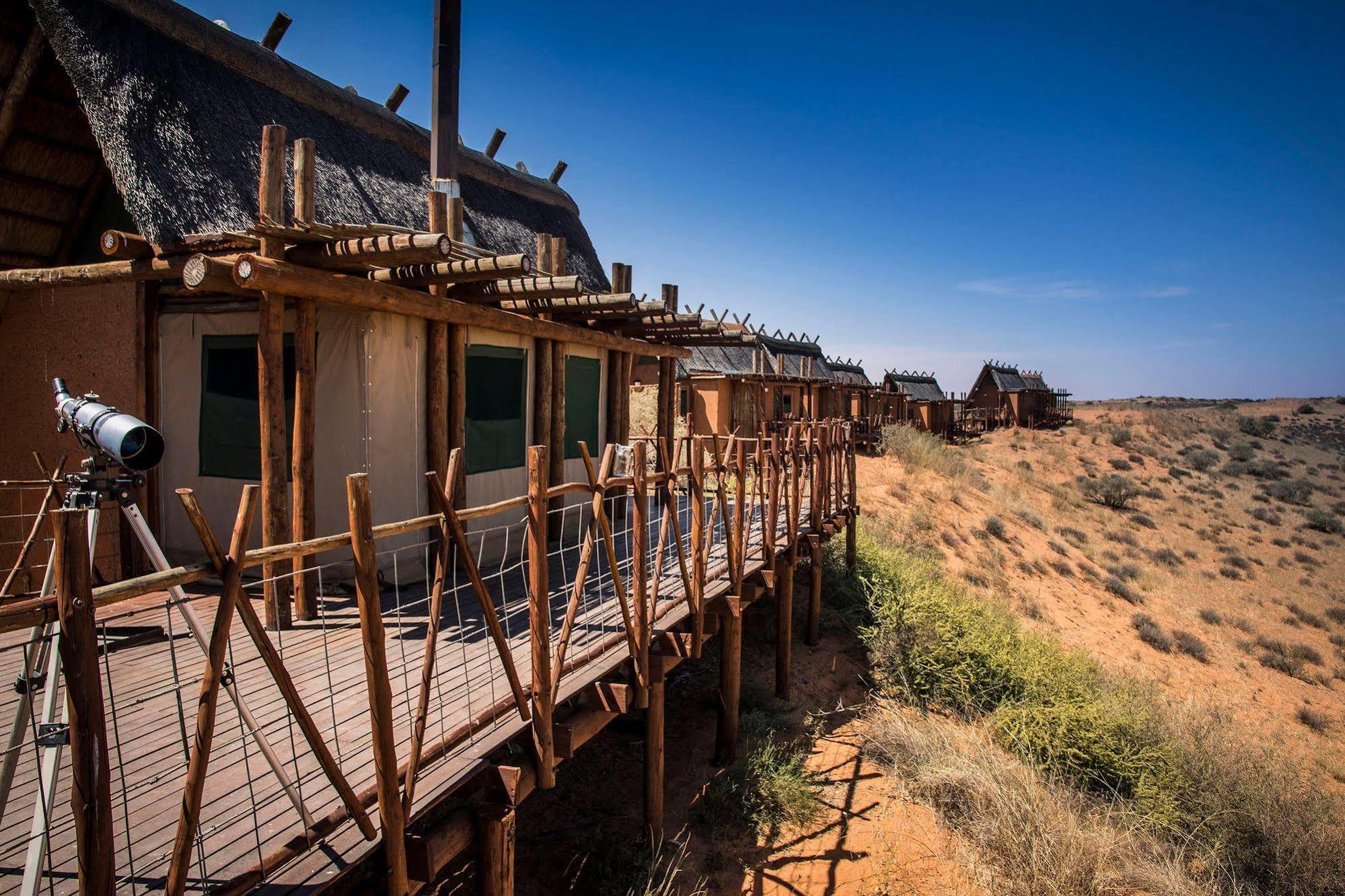 Xaus Lodge Twee Rivieren Екстериор снимка